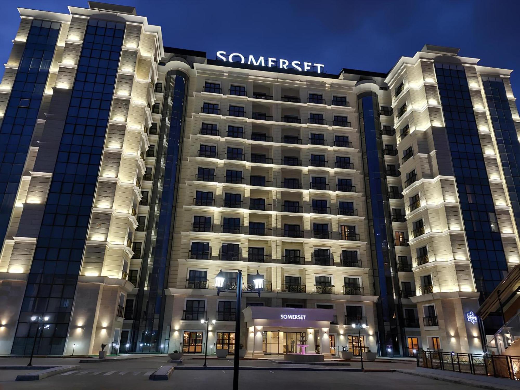 Somerset City Centre Atyrau Ngoại thất bức ảnh