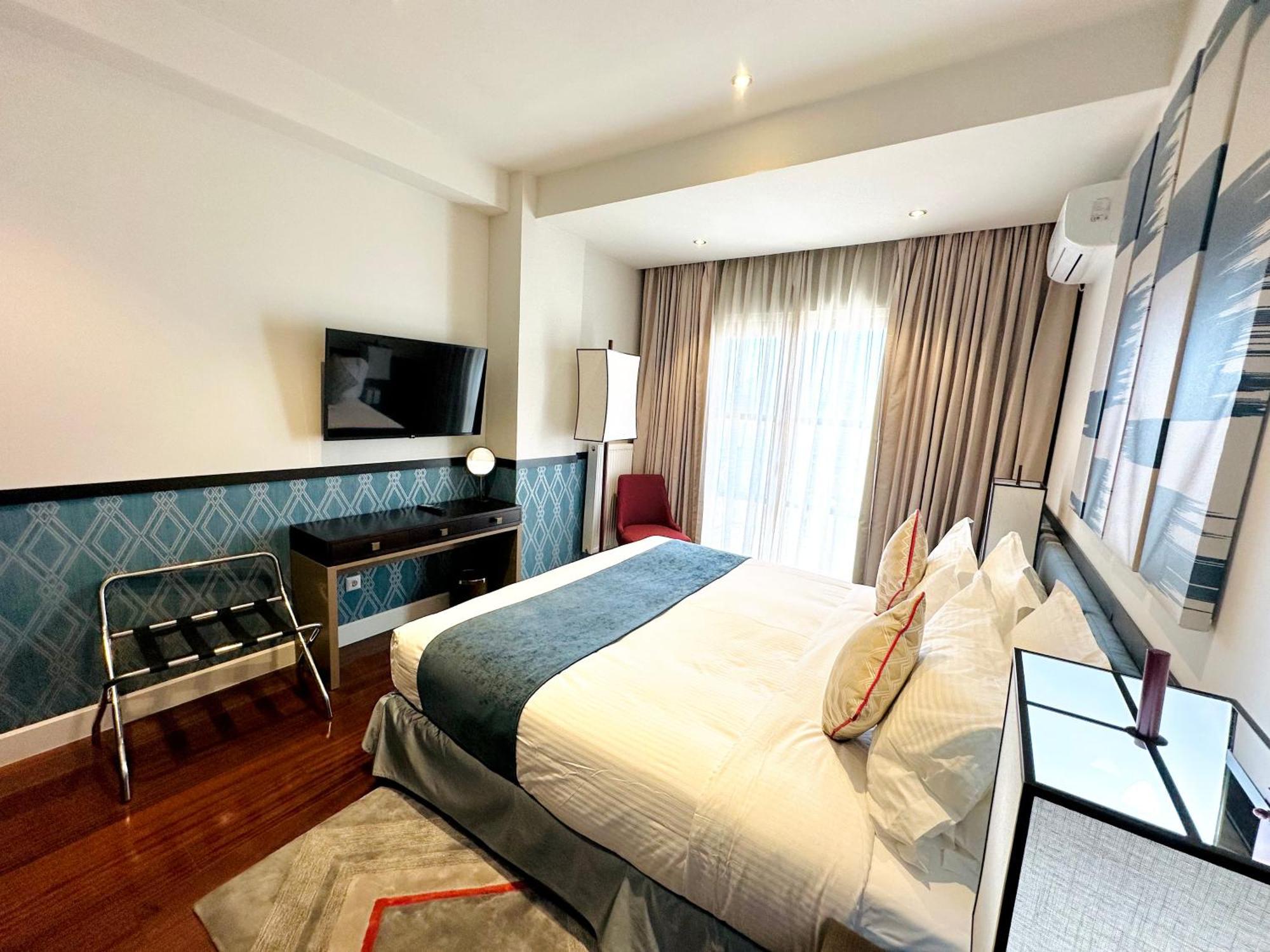 Somerset City Centre Atyrau Ngoại thất bức ảnh