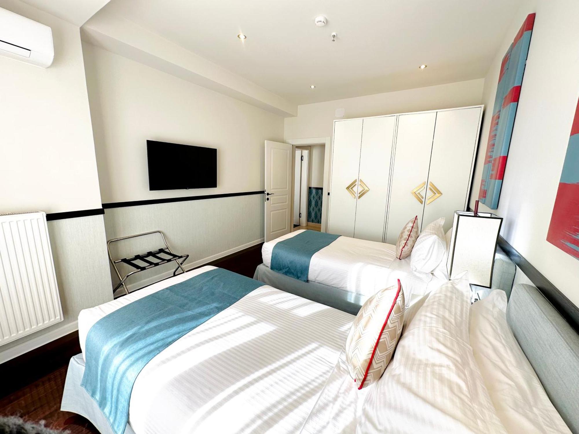 Somerset City Centre Atyrau Ngoại thất bức ảnh