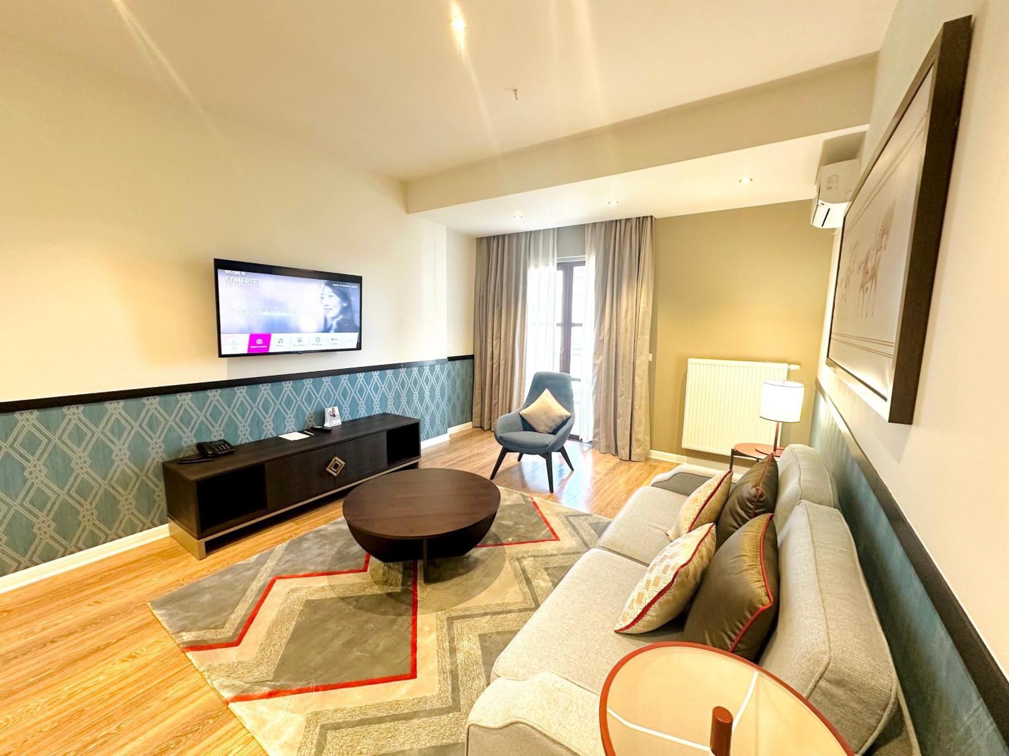 Somerset City Centre Atyrau Ngoại thất bức ảnh